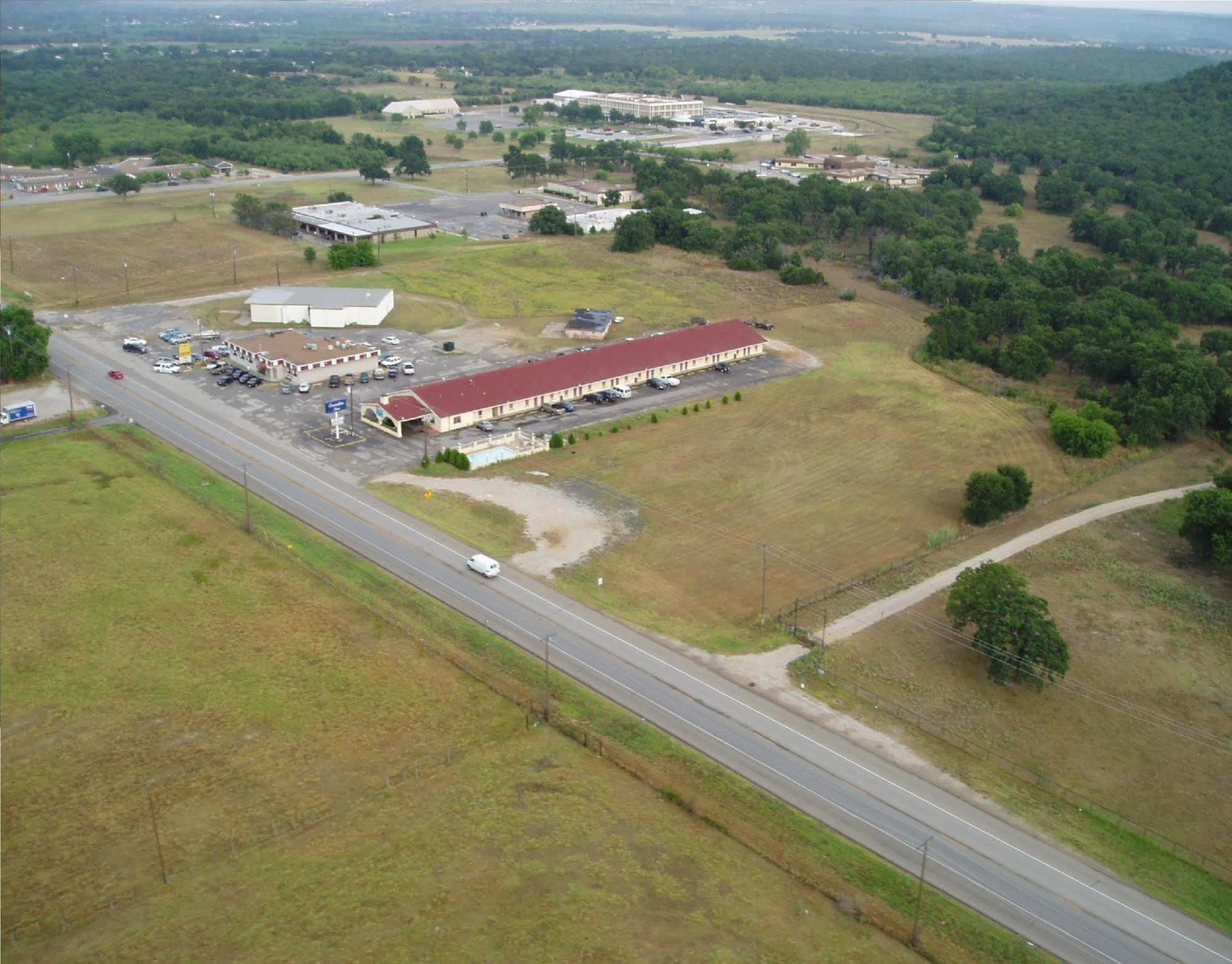 Executive Inn Mineral Wells Exterior foto